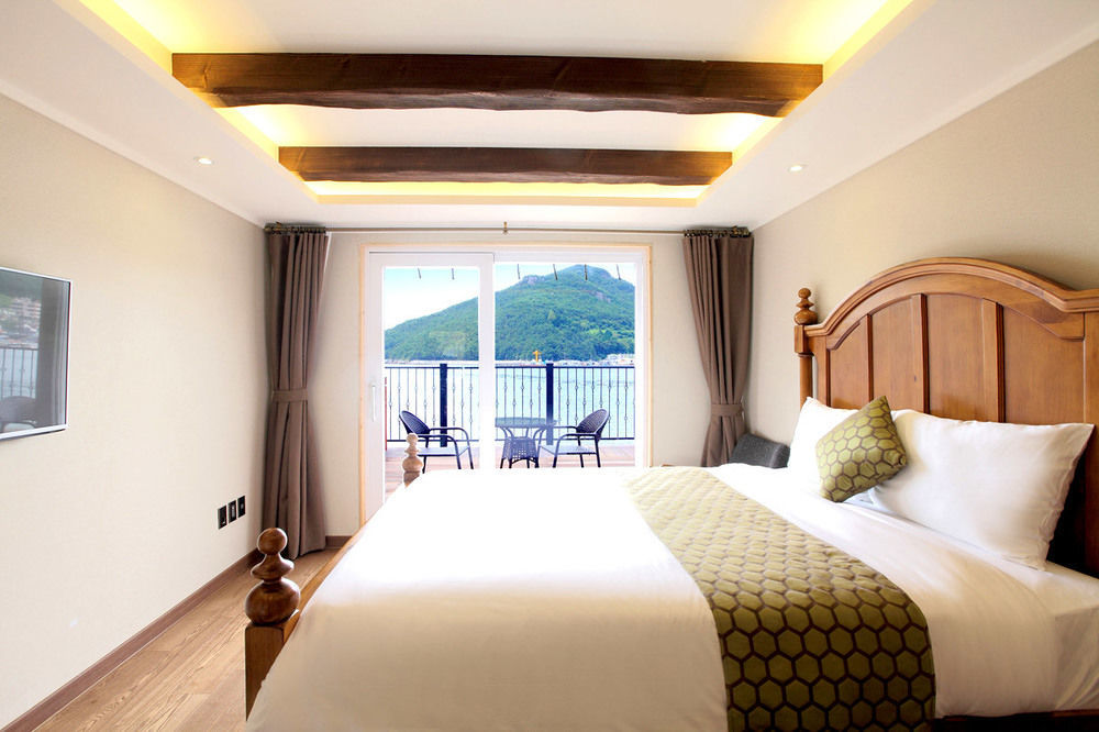 Hansan Marina Hotel & Resort Tongyeong Exterior photo
